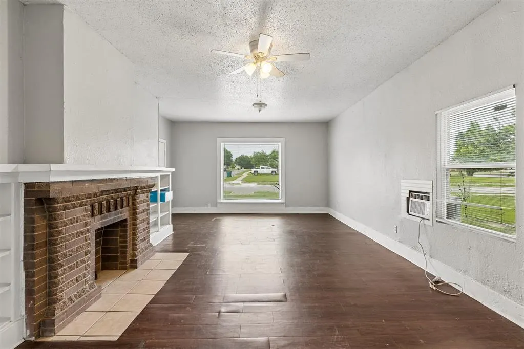 Photo 9 — 2300 N Prospect Avenue, Oklahoma City, OK 73111