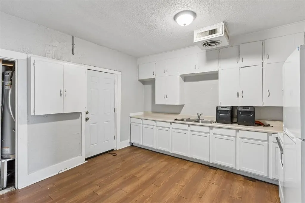 Photo 13 — 2300 N Prospect Avenue, Oklahoma City, OK 73111