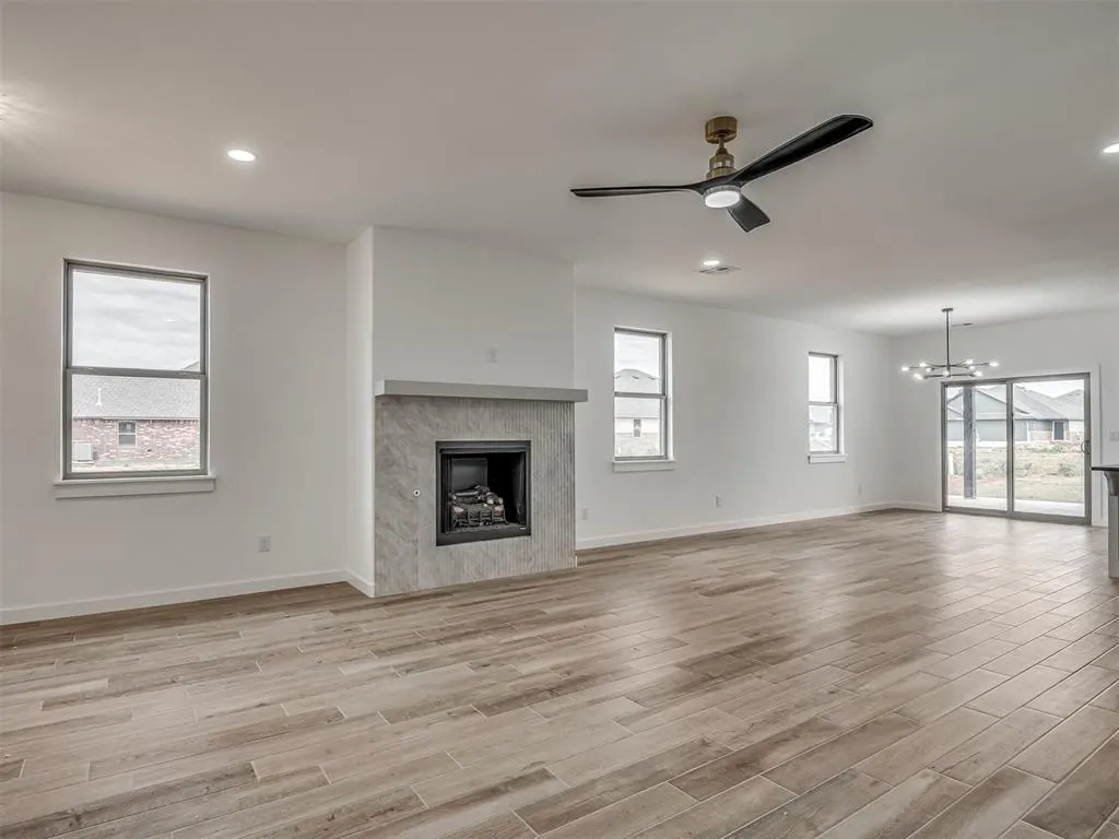 Photo 11 — 10621 SW 18th Street, Yukon, OK 73099
