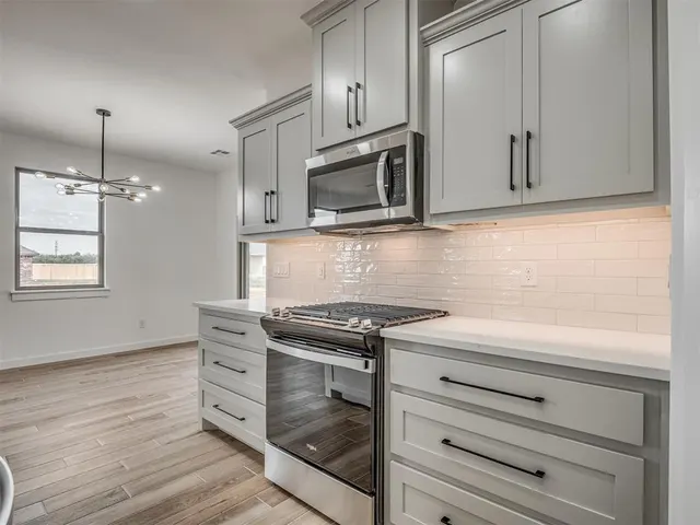 Photo 6 — 10621 SW 18th Street, Yukon, OK 73099