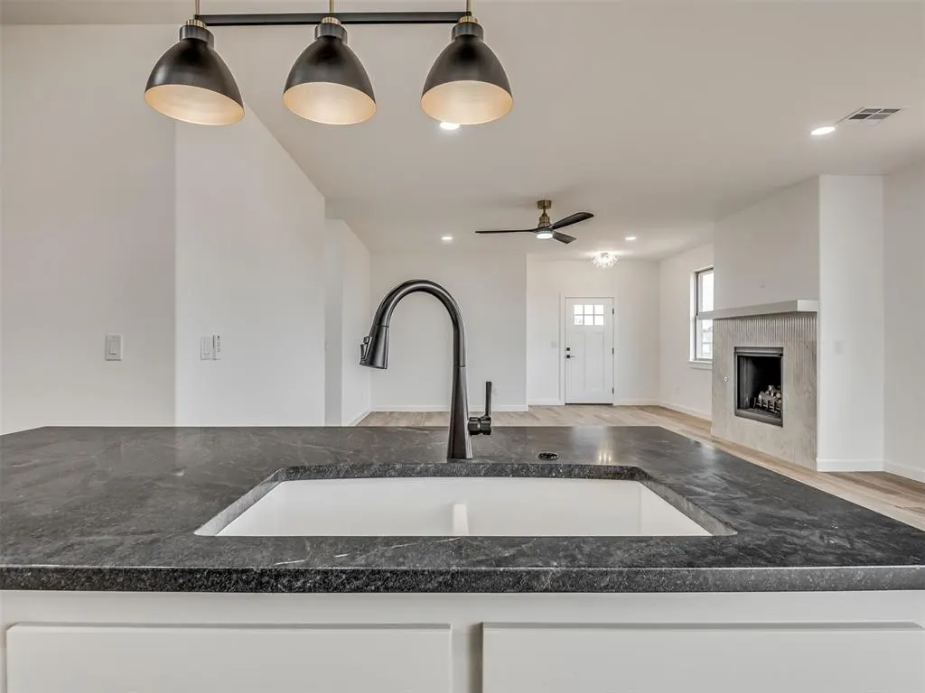 Photo 8 — 10621 SW 18th Street, Yukon, OK 73099