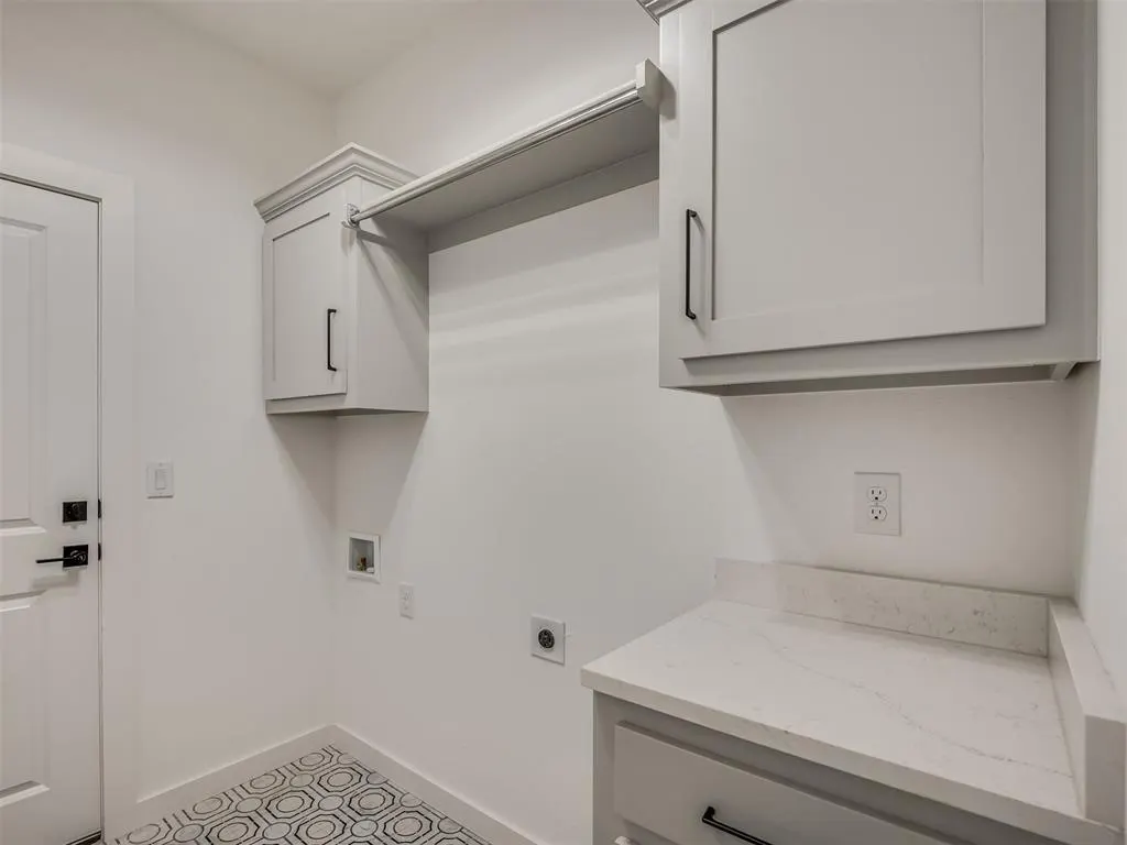 Photo 30 — 10621 SW 18th Street, Yukon, OK 73099