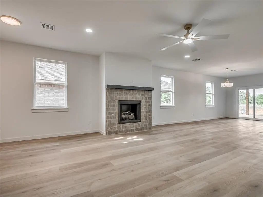 Photo 13 — 1901 Long Cove Avenue, Yukon, OK 73099