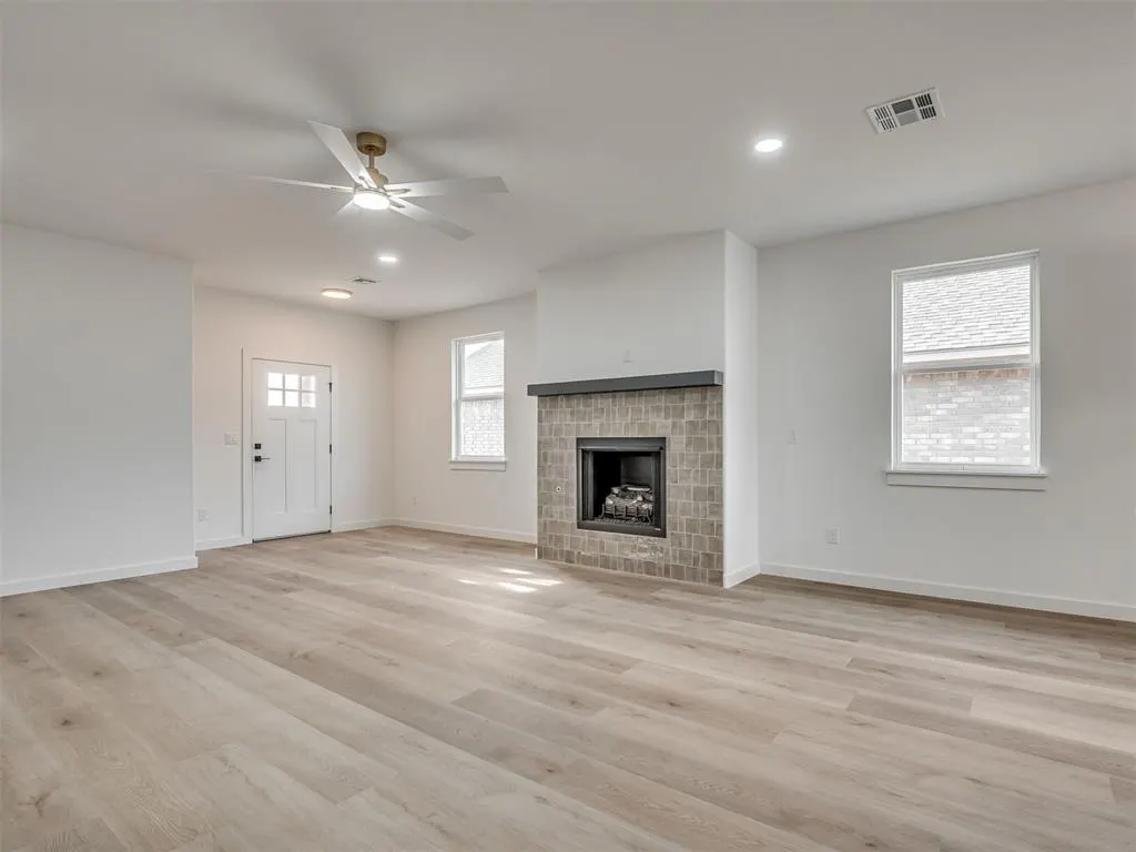 Photo 14 — 1901 Long Cove Avenue, Yukon, OK 73099