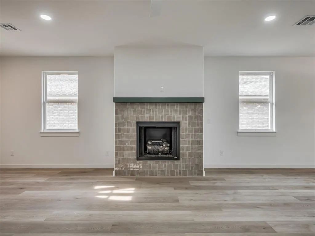Photo 15 — 1901 Long Cove Avenue, Yukon, OK 73099