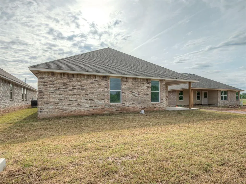 Photo 39 — 1901 Long Cove Avenue, Yukon, OK 73099