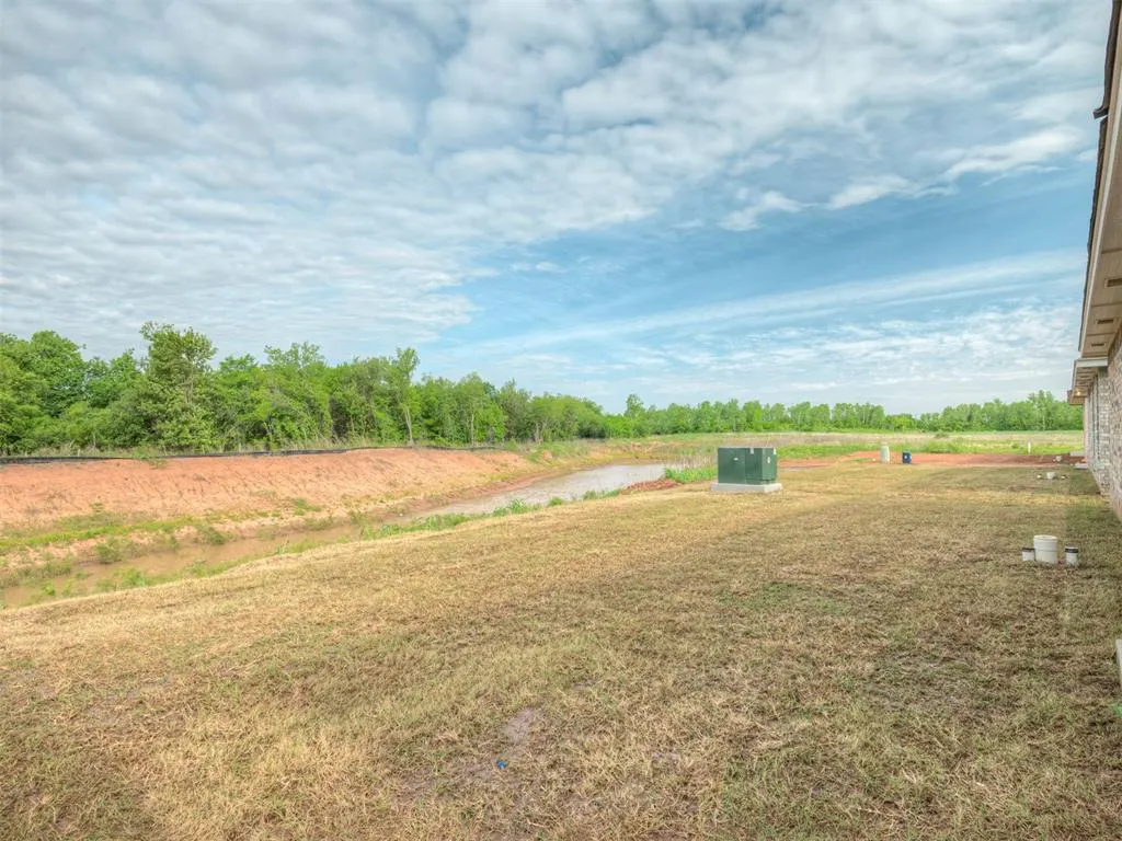 Photo 41 — 1901 Long Cove Avenue, Yukon, OK 73099