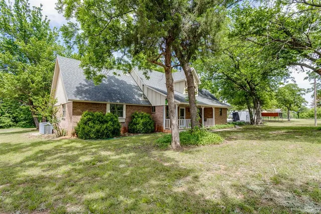 Photo 2 — 7801 N Choctaw Road, Jones, OK 73049