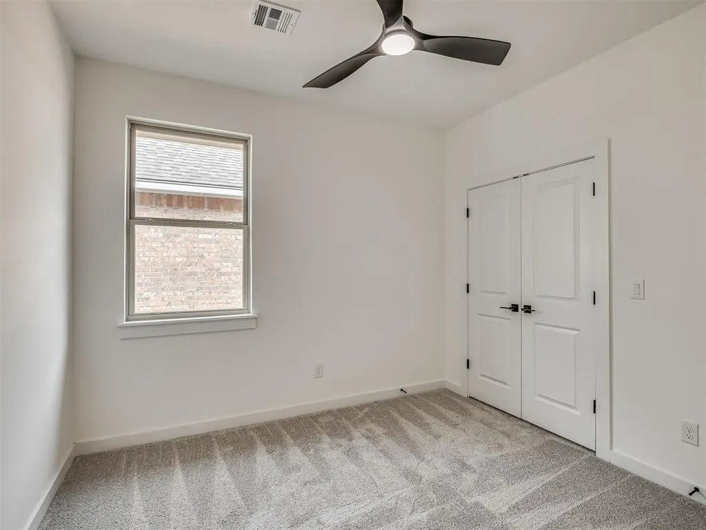 Photo 32 — 10617 SW 18th Street, Yukon, OK 73099