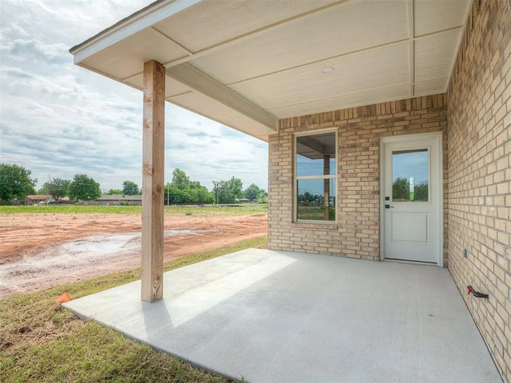 Photo 38 — 10617 SW 18th Street, Yukon, OK 73099