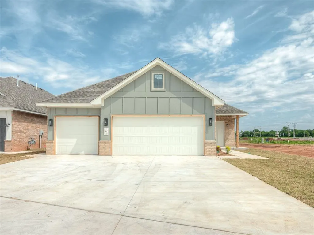 Photo 47 — 10617 SW 18th Street, Yukon, OK 73099