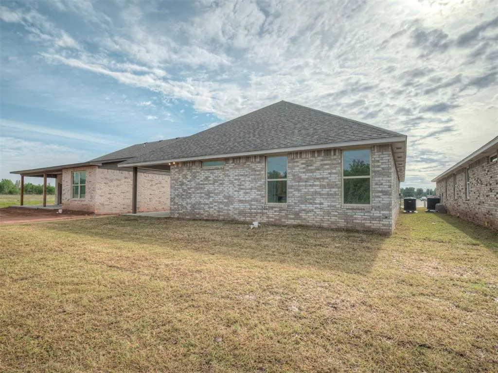 Photo 43 — 1817 Long Cove Avenue, Yukon, OK 73099