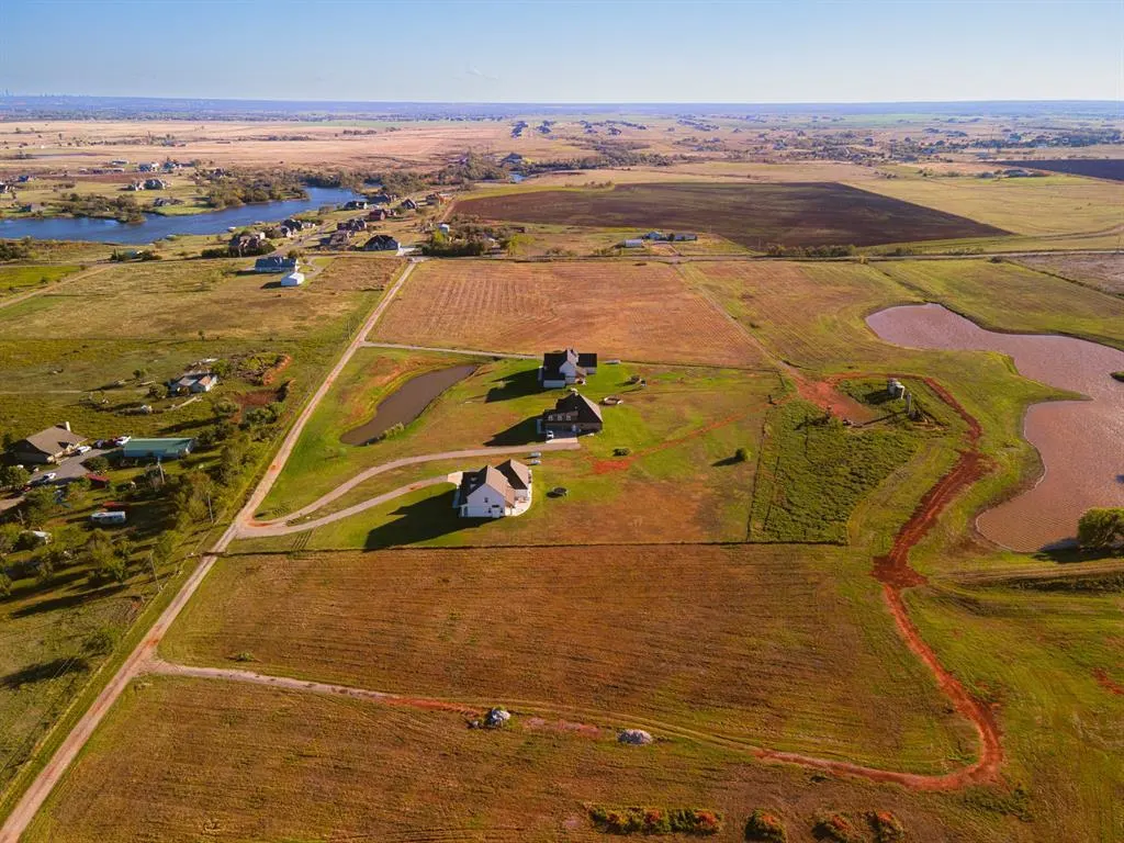 Photo 10 — 3 Waterloo, Cashion, OK 73016