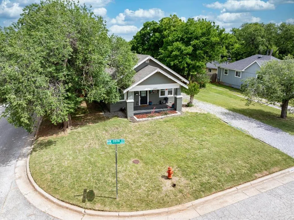 Photo 14 — 2247 NW 35th Street, Oklahoma City, OK 73112