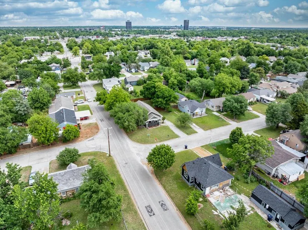 Photo 17 — 2247 NW 35th Street, Oklahoma City, OK 73112