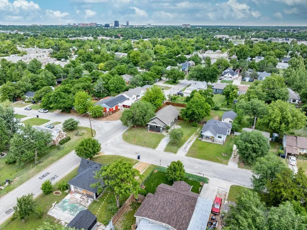 Photo 18 — 2247 NW 35th Street, Oklahoma City, OK 73112