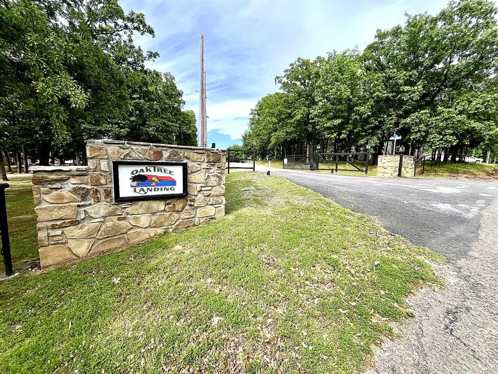 Front exterior — 38 Five Oaks Circle, Porum, OK 74455