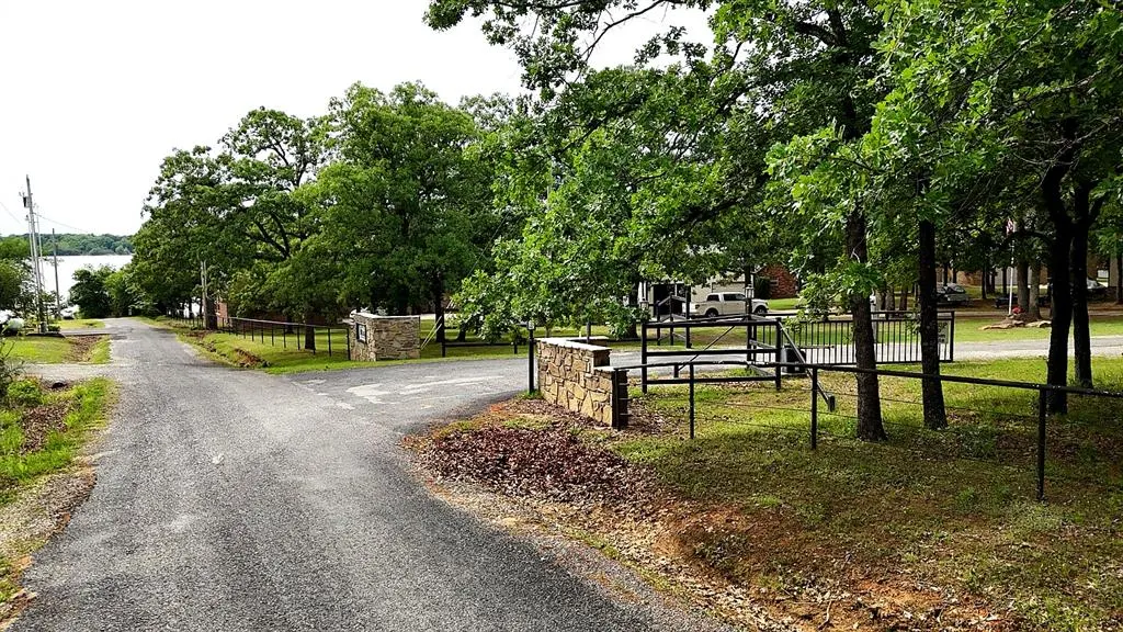 Photo 6 — 38 Five Oaks Circle, Porum, OK 74455
