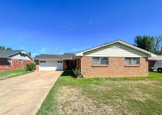 Sold home at 2737 Plymouth Lane