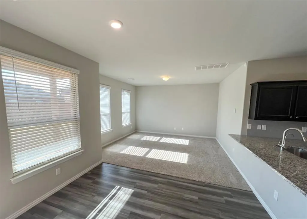 Photo 5 — 14701 Rambling Creek Road, Oklahoma City, OK 73142