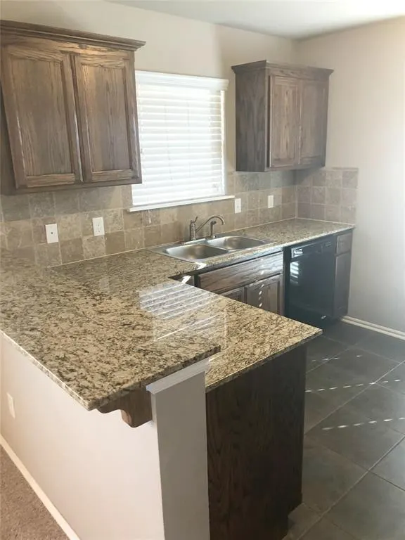 Photo 5 — 12321 Edison Drive, Oklahoma City, OK 73120