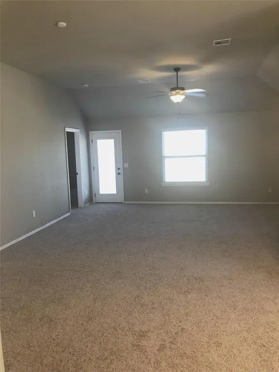 Photo 6 — 12321 Edison Drive, Oklahoma City, OK 73120