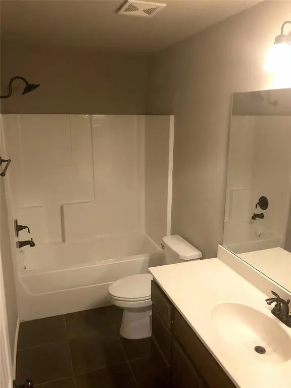 Photo 7 — 12321 Edison Drive, Oklahoma City, OK 73120