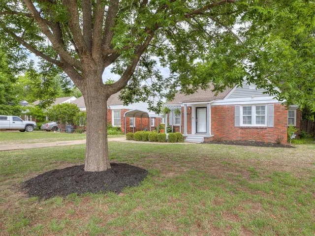 Photo 3 — 2509 N Cashion Place, Oklahoma City, OK 73112