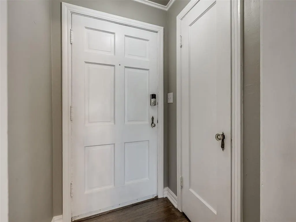 Photo 4 — 2509 N Cashion Place, Oklahoma City, OK 73112