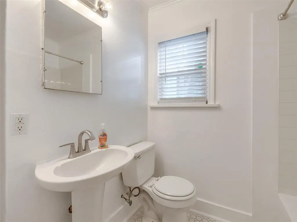 Photo 15 — 2509 N Cashion Place, Oklahoma City, OK 73112