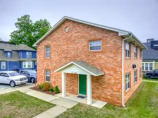 Sold home at 324 S Sante Fe Avenue