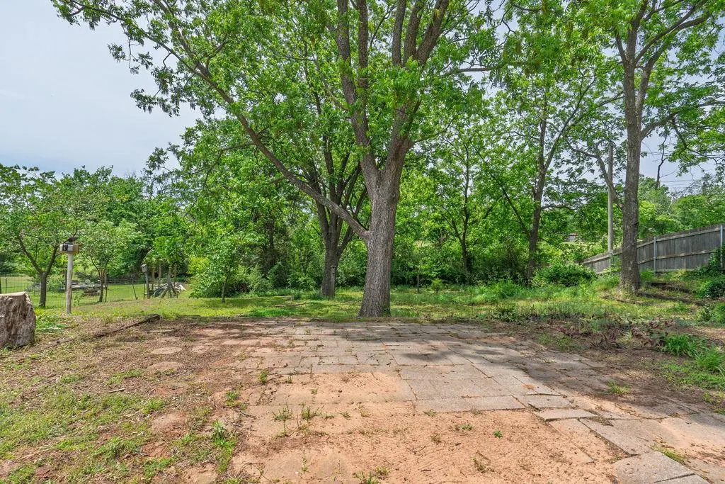 Photo 49 — 1618 N Oklahoma Avenue, Shawnee, OK 74804