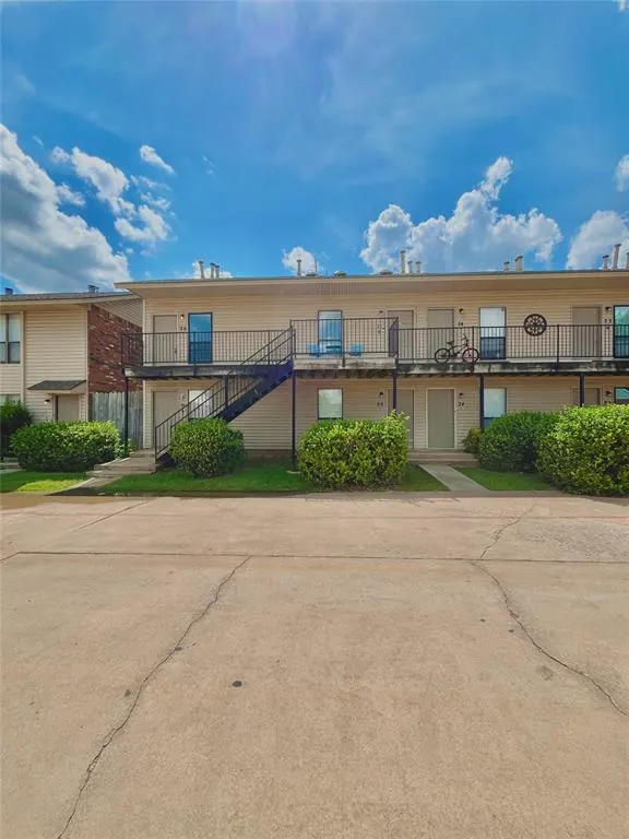 Front exterior — 1901 Lindsey Street 26B, Norman, OK 73071