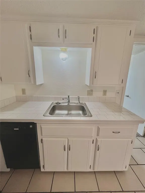 Photo 9 — 1901 Lindsey Street 26B, Norman, OK 73071