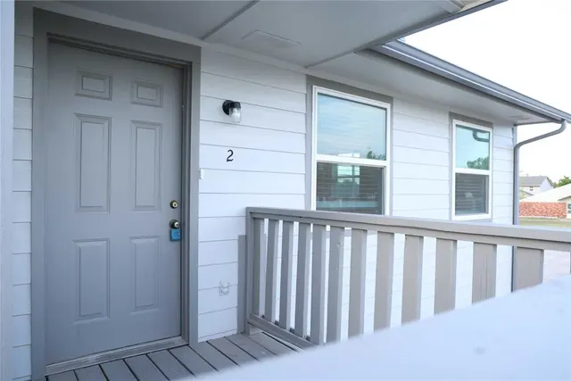 Front exterior — 1816 Wren Street 2, Norman, OK 73069