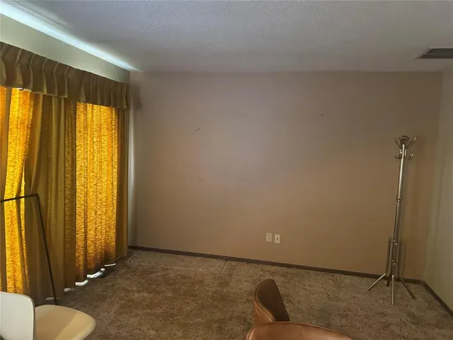 Photo 4 — 7501 NW 12th Place, Oklahoma City, OK 73127