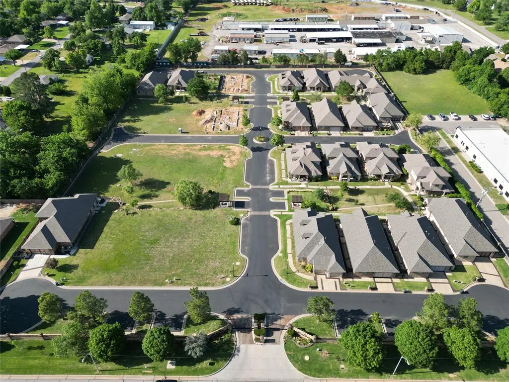 Photo 2 — 9231 Joan Drive, Midwest City, OK 73130