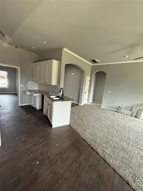 Photo 4 — 2802 N Cedar Ridge Drive, Seminole, OK 74868