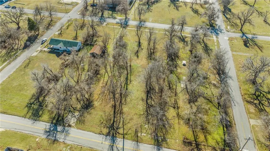 Photo 4 — 624 SW 5th Street, Oklahoma City, OK 73109