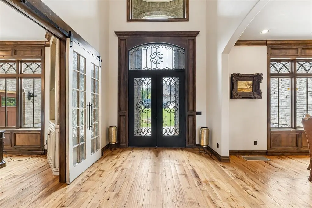 Photo 3 — 4616 Lake Front Drive, Edmond, OK 73034