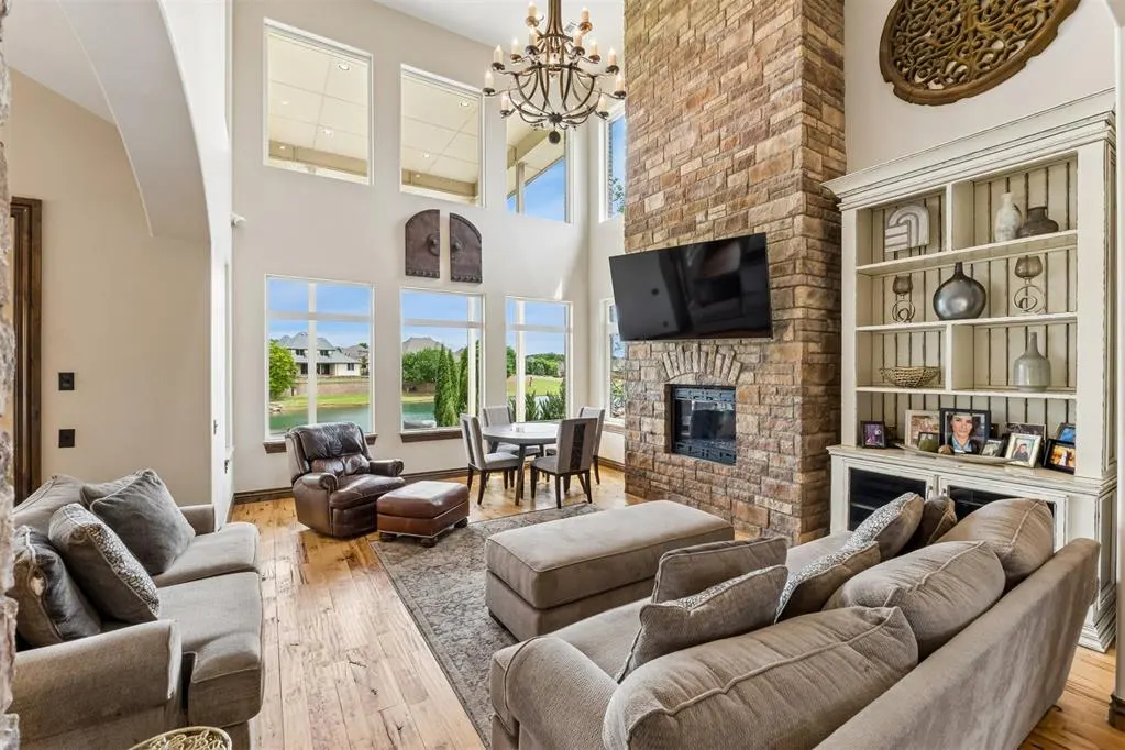 Photo 7 — 4616 Lake Front Drive, Edmond, OK 73034