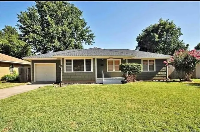 Front exterior — 1505 Huntington Way, Norman, OK 73069