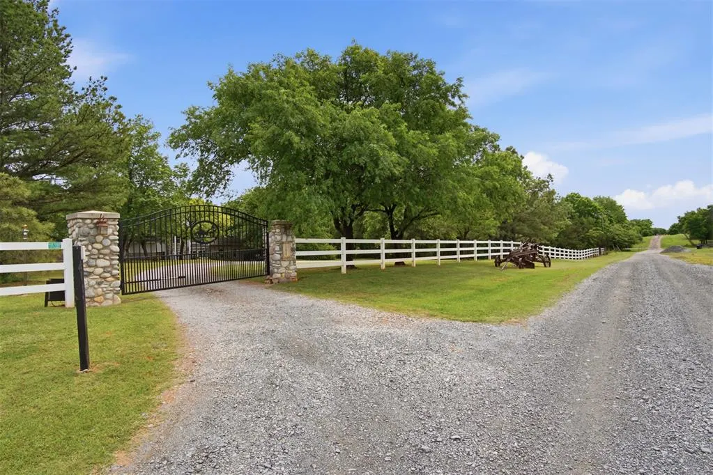 Photo 3 — 17020 Rustic Acres, Luther, OK 73054