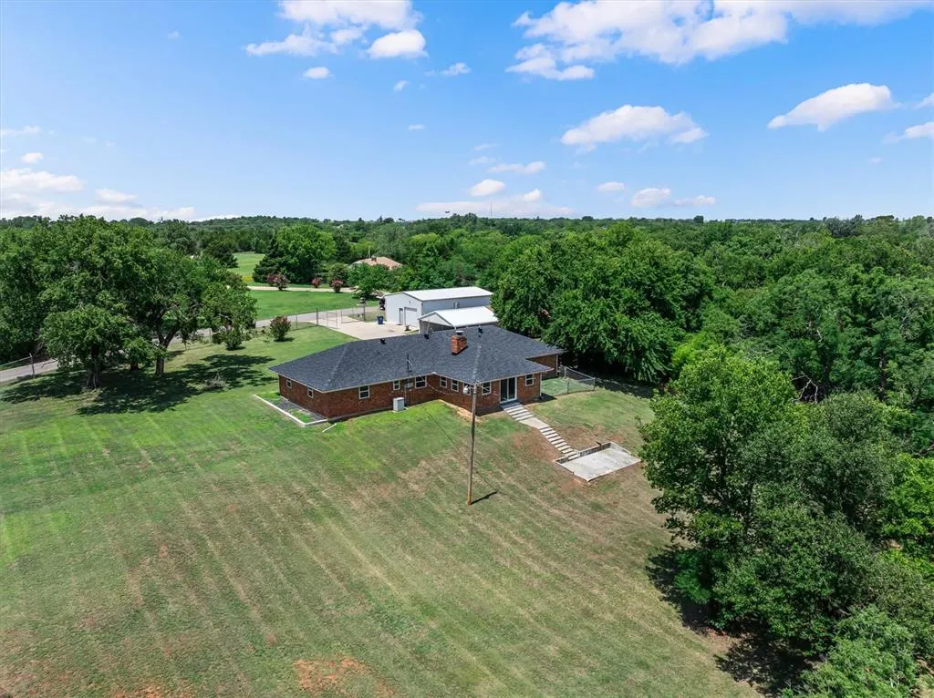 Photo 41 — 400 Longview SW Drive, Piedmont, OK 73078