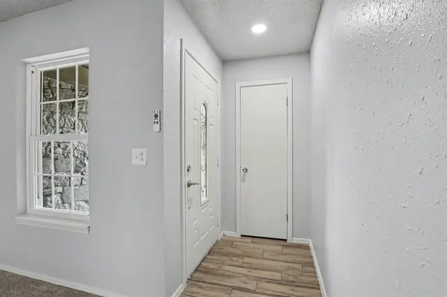 Photo 3 — 700 Lloyd Avenue, Midwest City, OK 73130