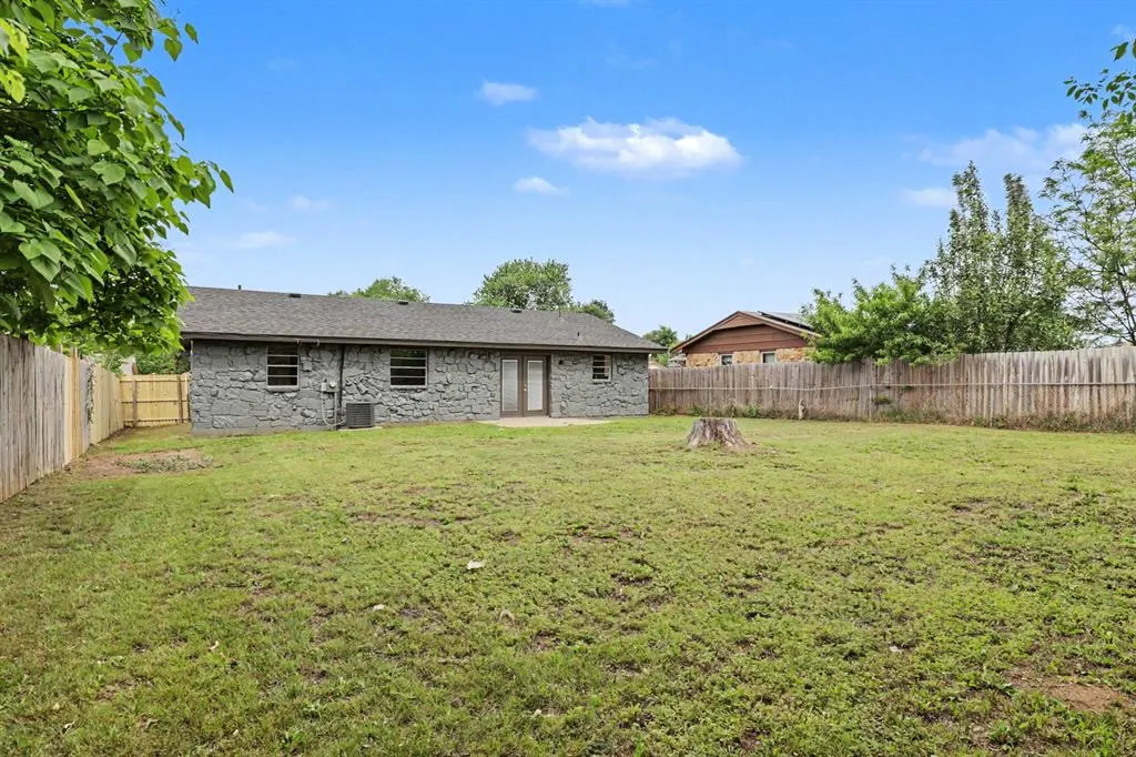 Photo 18 — 700 Lloyd Avenue, Midwest City, OK 73130
