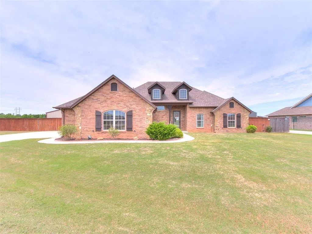 Photo 2 — 31631 Boomer Avenue, Norman, OK 73072