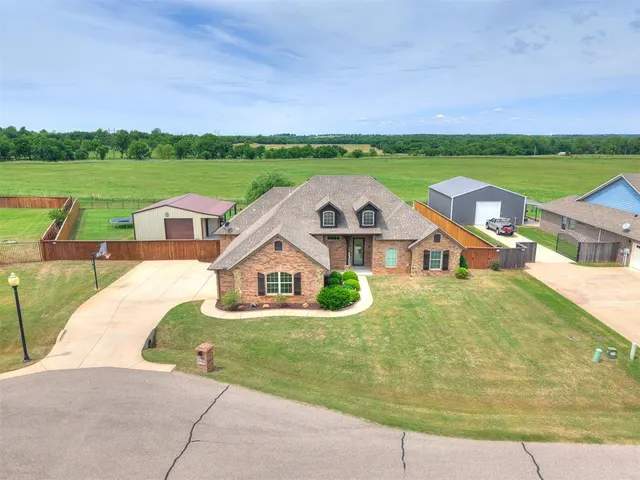 Photo 6 — 31631 Boomer Avenue, Norman, OK 73072