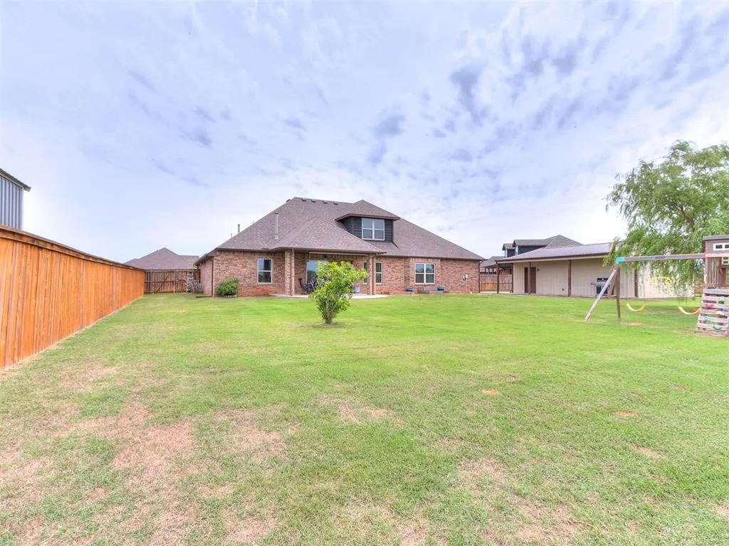 Photo 12 — 31631 Boomer Avenue, Norman, OK 73072