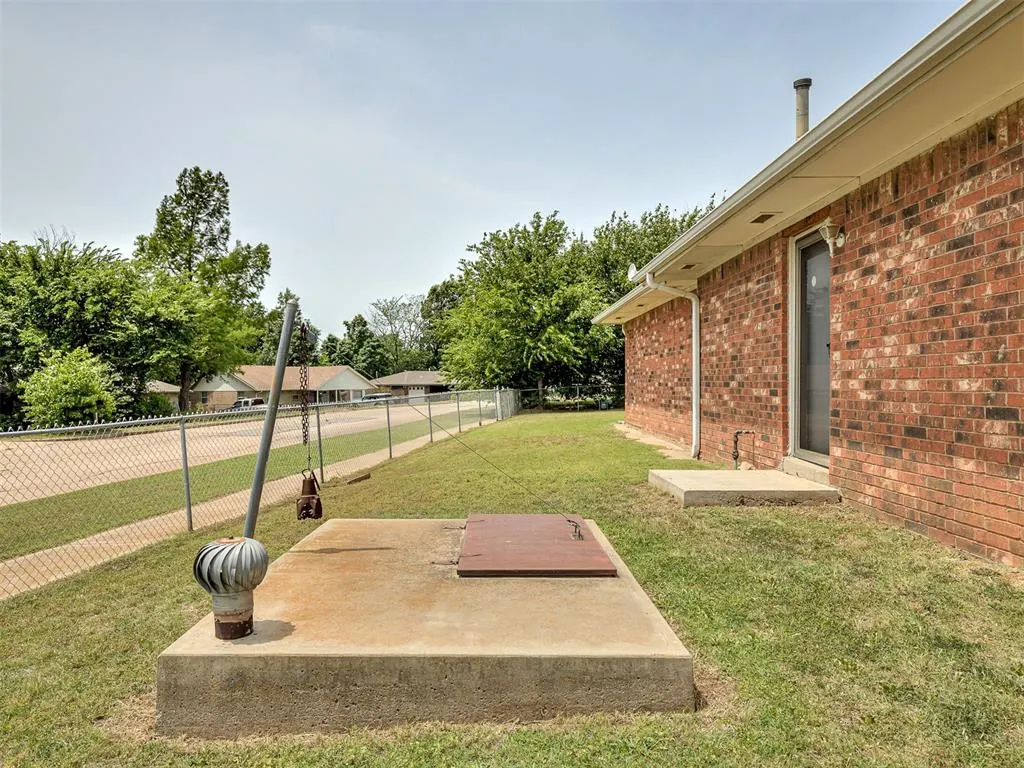 Photo 29 — 421 Milky Way, Guthrie, OK 73044